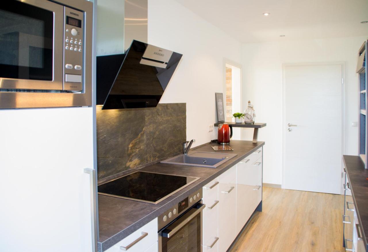 Ferienappartement Mit Seeblick In Der Villa Columba Sellin  ภายนอก รูปภาพ