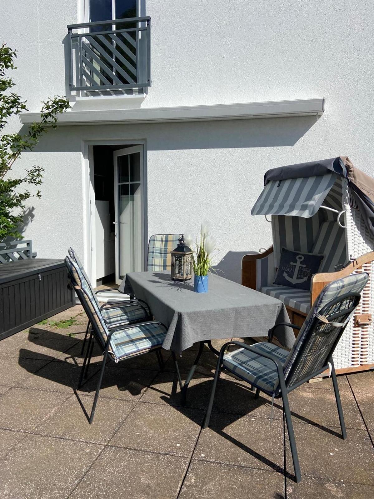 Ferienappartement Mit Seeblick In Der Villa Columba Sellin  ภายนอก รูปภาพ