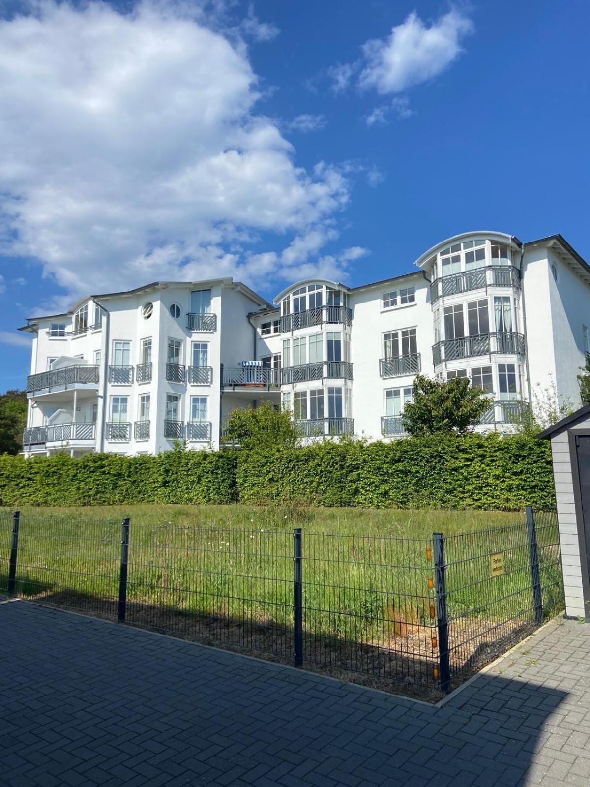Ferienappartement Mit Seeblick In Der Villa Columba Sellin  ภายนอก รูปภาพ